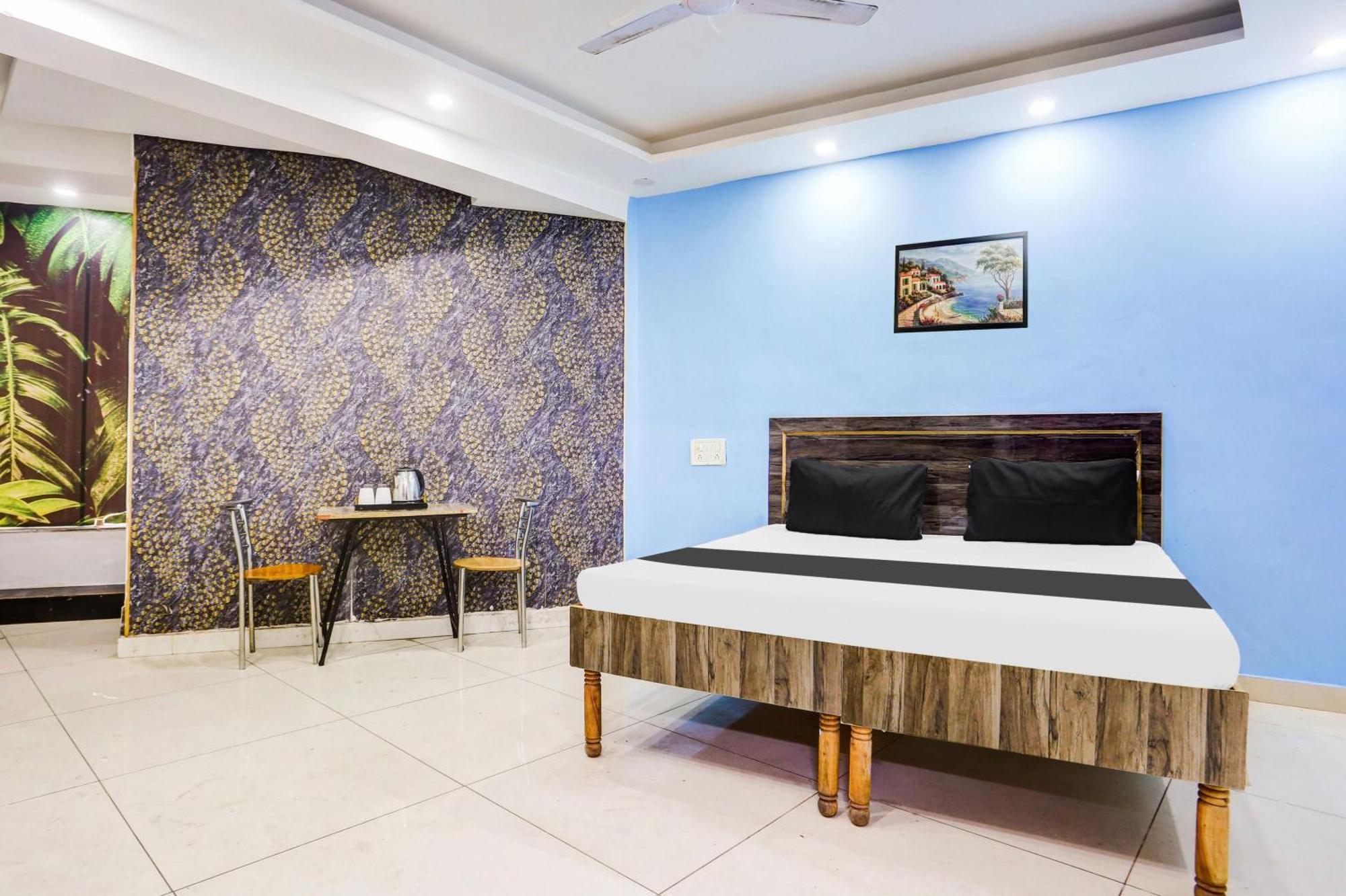 Hotel Rk Plaza New Delhi Exterior photo